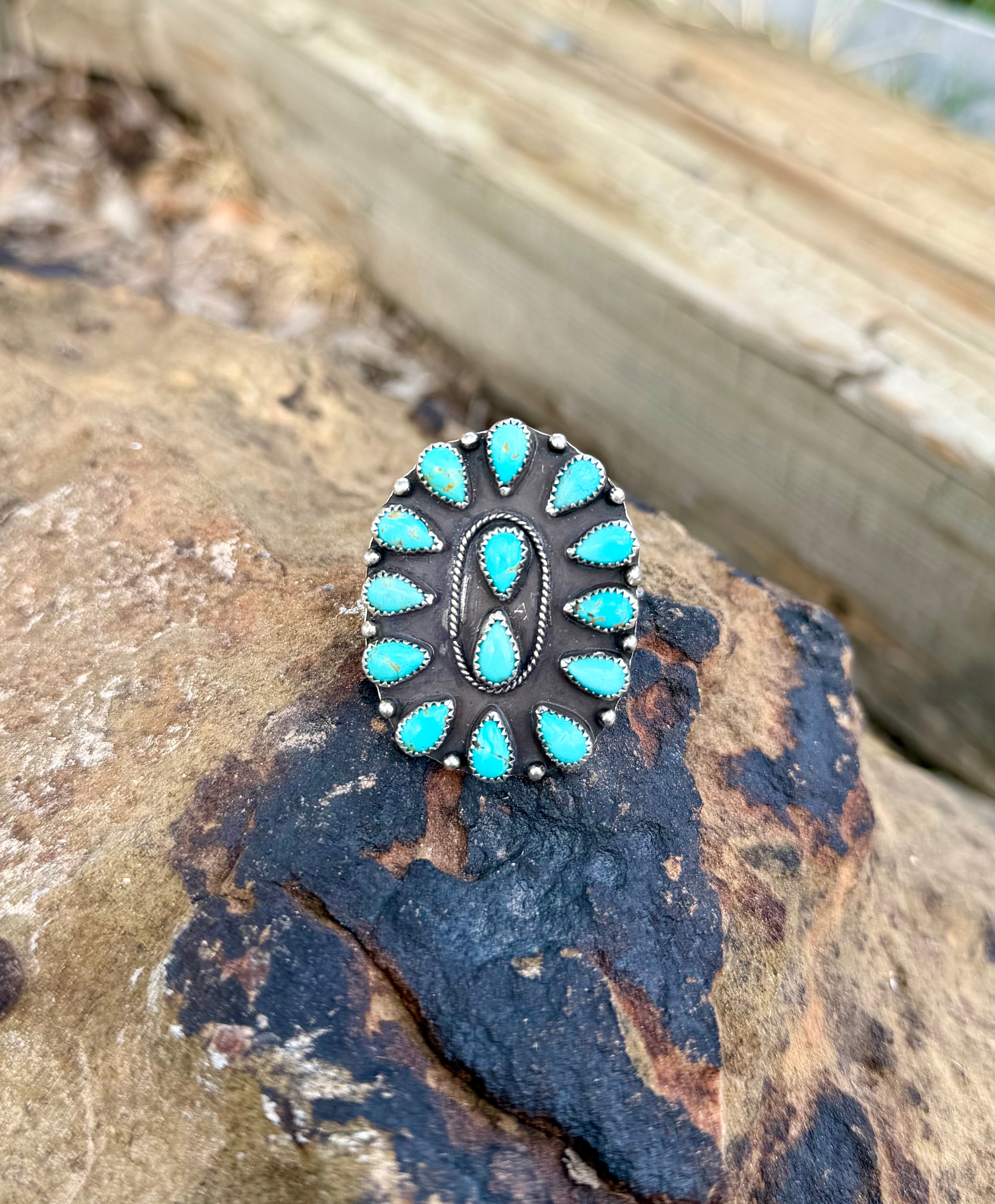 The stamped cluster ring