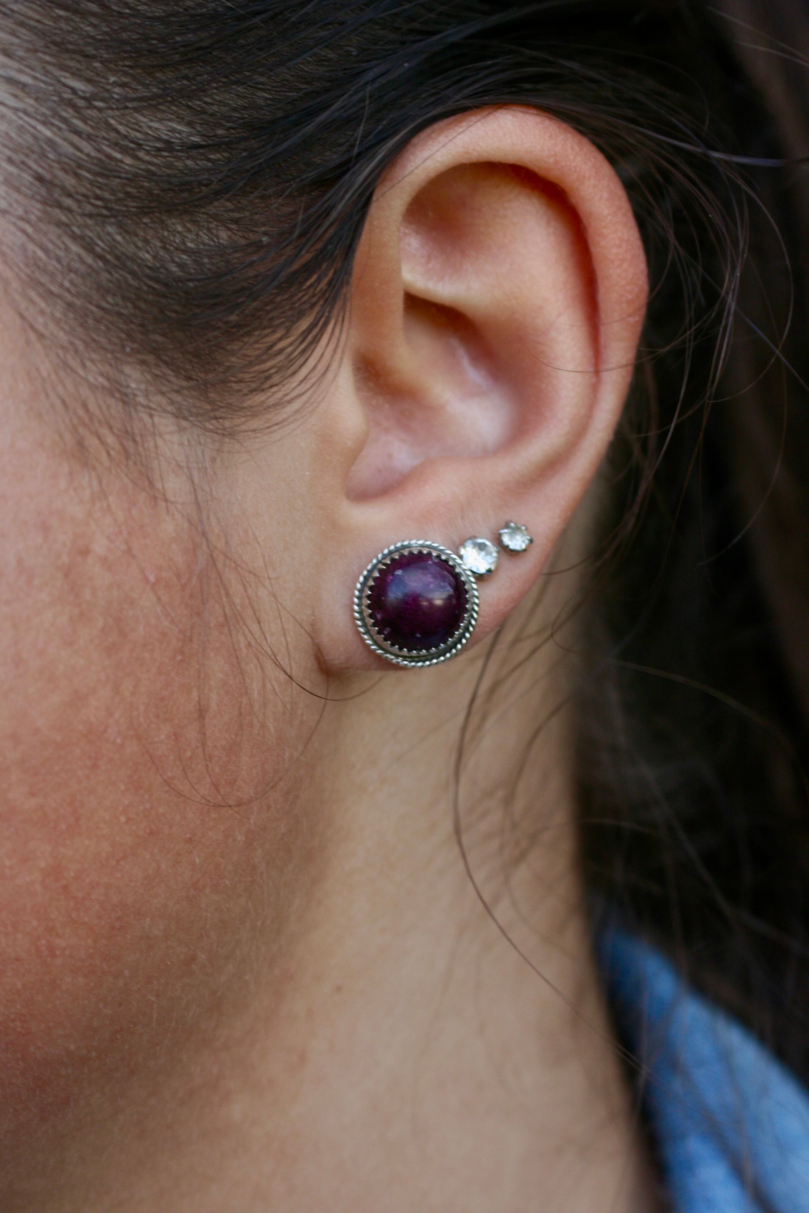 The Purple Spiny oyster studs